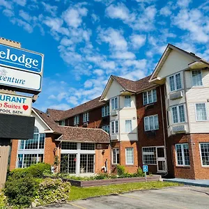 Travelodge By Wyndham Lundys Lane Niagara Falls