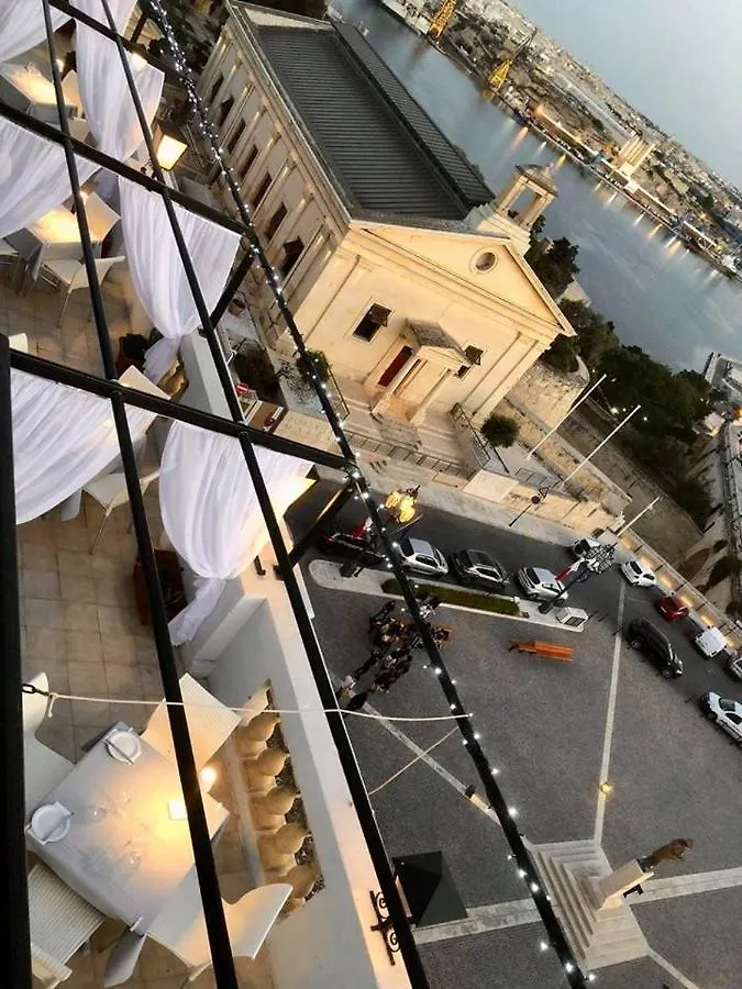 Hotel Castille Valletta